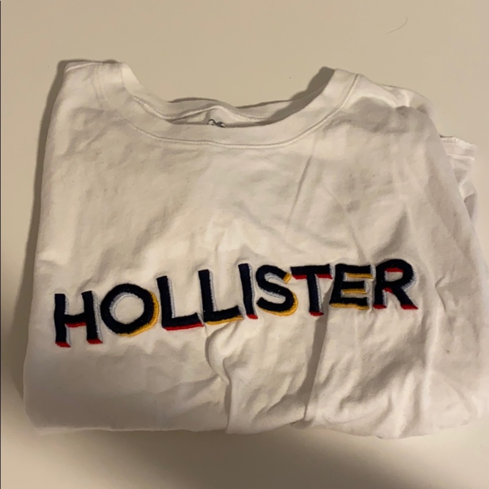 WHITE HOLLISTER TEE